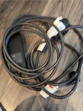 Kia EV level 1 mobile charger. Any EV car manufacturer charger